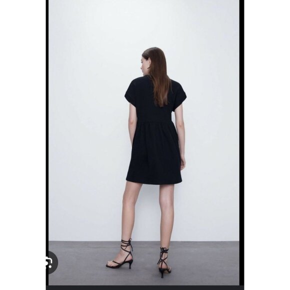 Zara Basic Black‎ Short-Sleeve Dress With Pleated Skirt & Back Zipper Closure - Picture 2 of 8